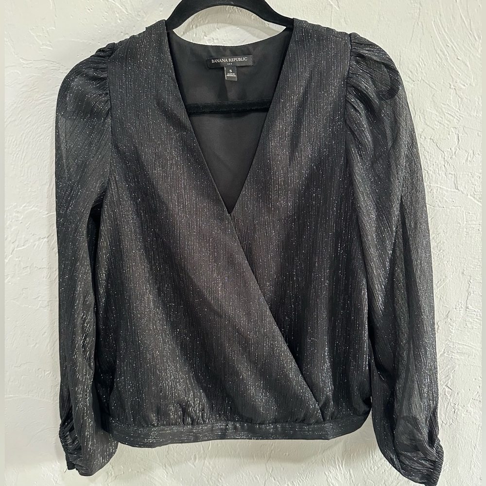Banana republic shimmer black blouse